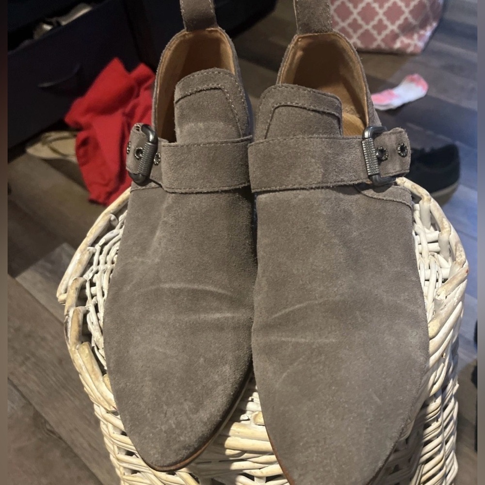 Frye And Co Gray Suede Leather Cut Out Bootie Buckle Ankle Boots 9